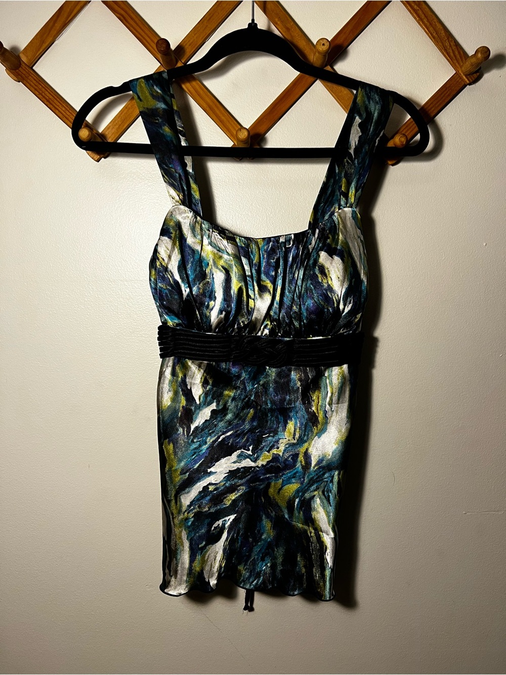 B-wear Byer California Abstract Print Sleeveless Cocktail Top - Black/Blue/Green